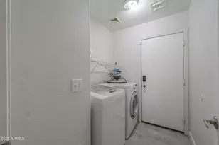 12088 W Delwood Dr, Arizona City, AZ 85123 - Photo 12