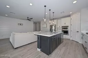 26428 N Thornhill Dr, Peoria, AZ 85383 - Photo 12