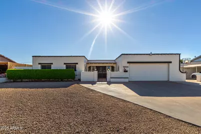 5654 N 39th Avenue, Phoenix, AZ 85019 - Photo 1