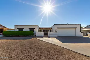 5654 N 39th Ave, Phoenix, AZ 85019 - Photo 1