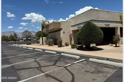 801 N Wilmot Road #F, Tucson, AZ 85711 - Photo 2