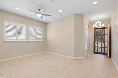 25807 N 19th Glen, Phoenix, AZ 85085 - Photo 2