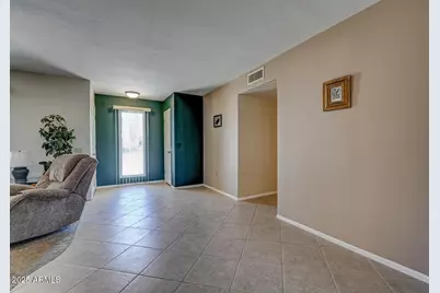 13207 W Kodiak Drive, Sun City West, AZ 85375 - Photo 12