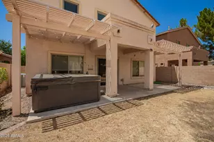 17592 W Young St, Surprise, AZ 85388 - Photo 32