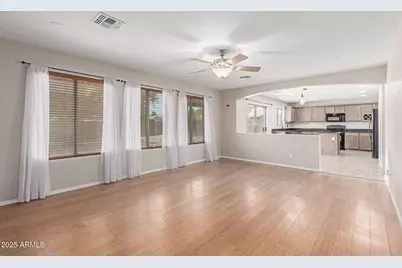 18193 W Saguaro Lane, Surprise, AZ 85388 - Photo 8