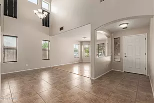 18193 W Saguaro Ln, Surprise, AZ 85388 - Photo 4