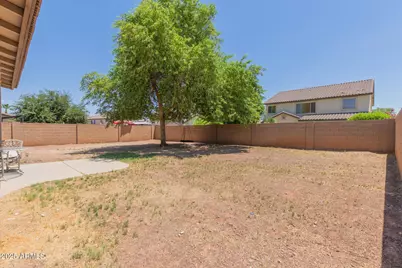 18193 W Saguaro Lane, Surprise, AZ 85388 - Photo 38