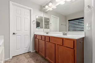 18193 W Saguaro Ln, Surprise, AZ 85388 - Photo 20