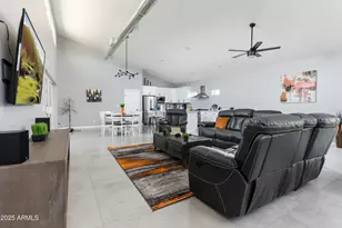 3043 N 85th Pl, Scottsdale, AZ 85251 - Photo 2