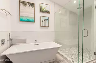 4101 E Medlock Dr, Phoenix, AZ 85018 - Photo 32