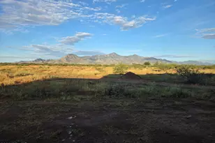 10042 La Tierra Roja Dr, Hereford, AZ 85615 - Photo 18