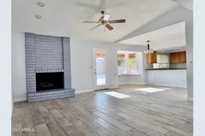 13410 N 47th Place, Phoenix, AZ 85032 - Photo 4