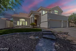 1612 E Glenhaven Dr, Phoenix, AZ 85048 - Photo 2