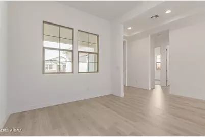 12013 W Marguerite Avenue, Avondale, AZ 85323 - Photo 10