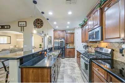16146 W Devonshire Avenue, Goodyear, AZ 85395 - Photo 18