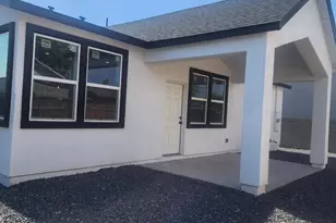 1827 S Coconino Dr, Apache Junction, AZ 85120 - Photo 1