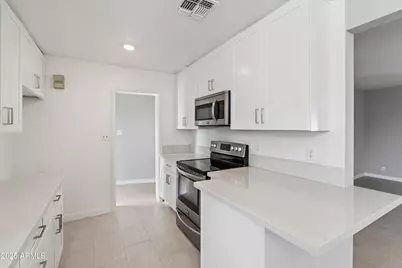 510 E Arizona Avenue, Buckeye, AZ 85326 - Photo 8