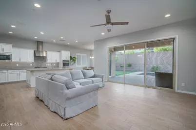 21150 W Cambridge Avenue, Buckeye, AZ 85396 - Photo 10