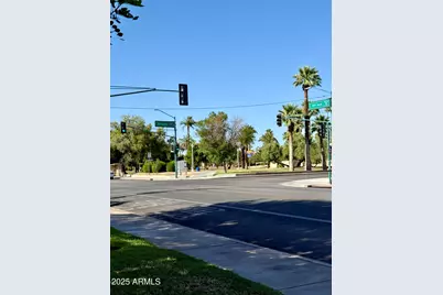 2254 N 15th Avenue, Phoenix, AZ 85007 - Photo 10