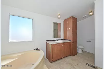36608 W Lower Buckeye Road, Tonopah, AZ 85354 - Photo 34