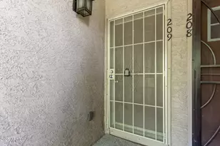 3102 E Clarendon Ave, Phoenix, AZ 85016 - Photo 4