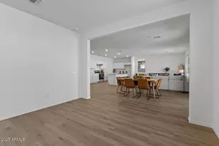 17182 W Oberlin Way, Surprise, AZ 85387 - Photo 8