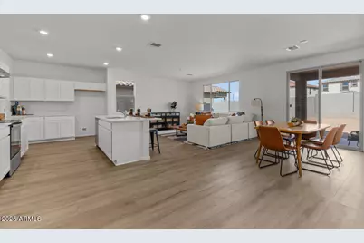 17182 W Oberlin Way, Surprise, AZ 85387 - Photo 2