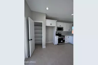 15494 S Kline Place, Arizona City, AZ 85123 - Photo 4
