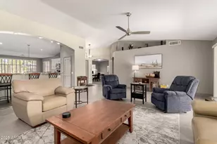 9637 E Sundune Dr, Sun Lakes, AZ 85248 - Photo 10