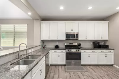 20762 E Canary Way E, Queen Creek, AZ 85142 - Photo 4