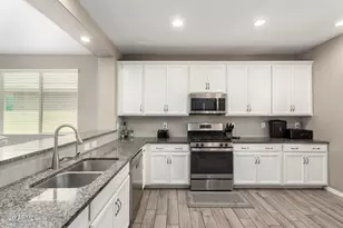 20762 E Canary Way E, Queen Creek, AZ 85142 - Photo 4