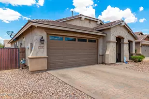 20762 E Canary Way E, Queen Creek, AZ 85142 - Photo 2