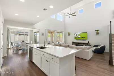 5803 N 88th Lane, Glendale, AZ 85305 - Photo 12