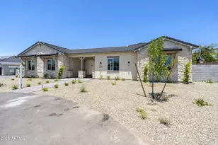 2099 N 77th Pl, Mesa, AZ 85207 - Photo 4