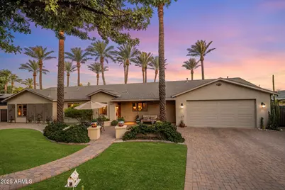 2803 E Sherran, Phoenix, AZ 85016 - Photo 1