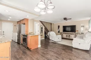 8642 S 51st St, Phoenix, AZ 85044 - Photo 2