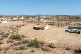 35684 W Chipman Rd, Tonopah, AZ 85354 - Photo 30