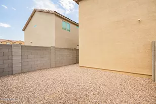 5437 W Albeniz Pl, Phoenix, AZ 85043 - Photo 34