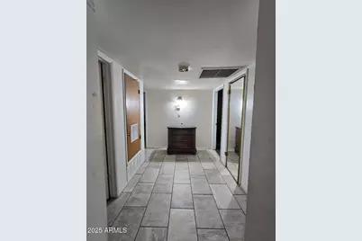 8230 N 42nd Drive, Phoenix, AZ 85051 - Photo 4