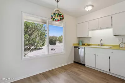 20046 N Welk Drive, Sun City, AZ 85373 - Photo 14