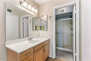 5621 S Captain Kidd Ct, Tempe, AZ 85283 - Photo 18