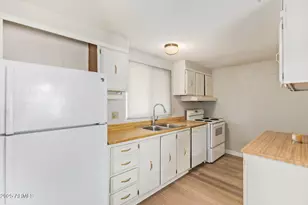 6942 W Olive Ave, Peoria, AZ 85345 - Photo 14