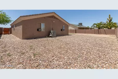 10032 W Devonshire Drive, Arizona City, AZ 85123 - Photo 24
