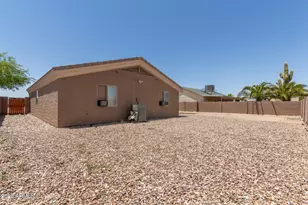10032 W Devonshire Dr, Arizona City, AZ 85123 - Photo 24