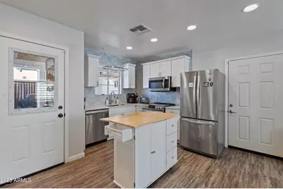 4536 N 18th Drive, Phoenix, AZ 85015 - Photo 14