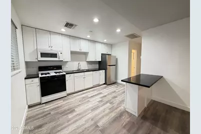 3417 E Windsor Avenue #2, Phoenix, AZ 85008 - Photo 6