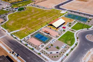 18195 W La Senda Dr, Surprise, AZ 85387 - Photo 30