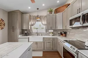 10672 W Ross Ave, Peoria, AZ 85382 - Photo 6