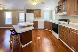 16617 N 1st Ln, Phoenix, AZ 85023 - Photo 6