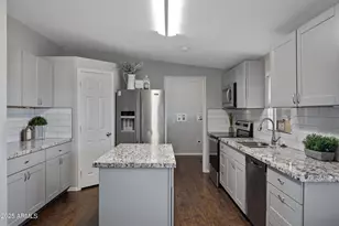 10438 E Bella Ln, San Tan Valley, AZ 85143 - Photo 14